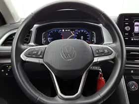Volkswagen T-Roc (2023) thumbnail 13