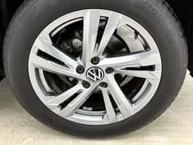 Volkswagen T-Roc (2023) thumbnail 28