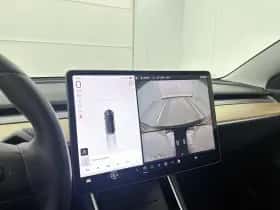 Tesla Model 3 (2020) thumbnail 16