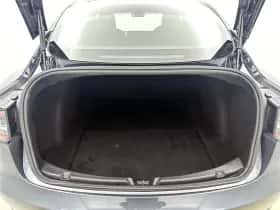 Tesla Model 3 (2020) thumbnail 30