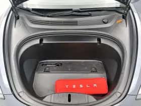 Tesla Model 3 (2020) thumbnail 31