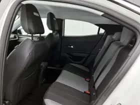 Opel Mokka-e (2023) thumbnail 13