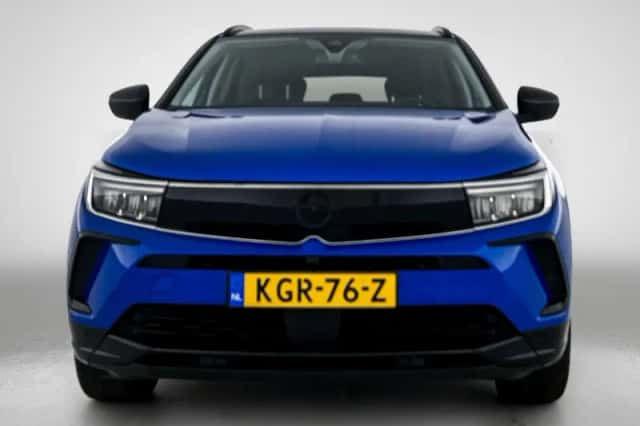 Opel Grandland (2024) thumbnail 4
