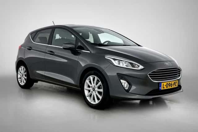 Ford Fiesta (2019) thumbnail 2