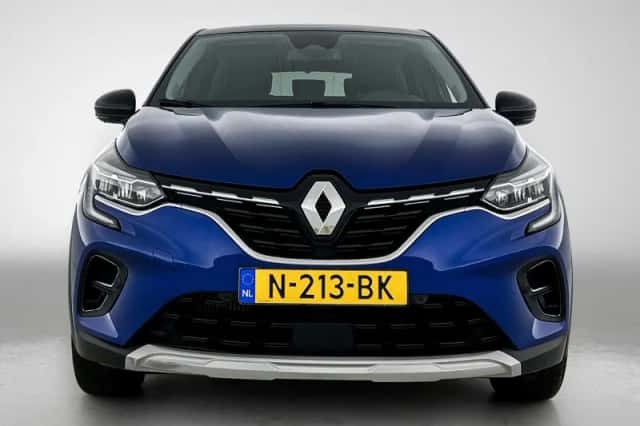 Renault Captur (2021) thumbnail 4