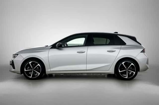 Opel Astra (2025) thumbnail 5