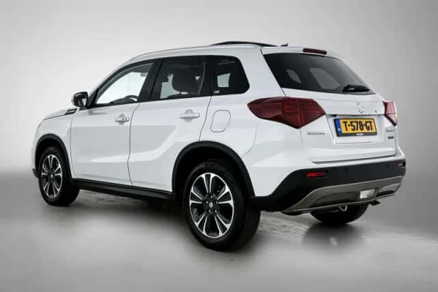 Suzuki Vitara (2023) thumbnail 6