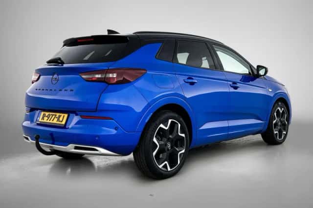 Opel Grandland (2022) thumbnail 5