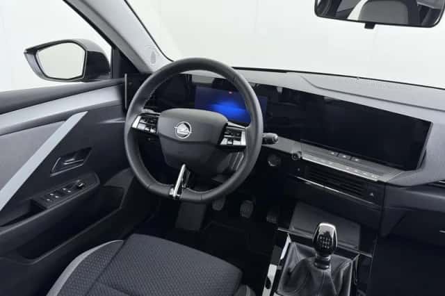 Opel Astra (2024) thumbnail 4