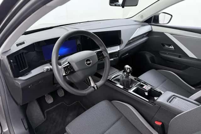 Opel Astra (2024) thumbnail 5