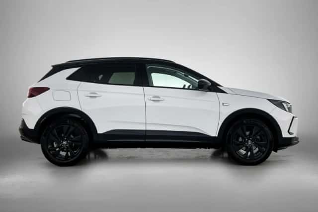 Opel Grandland (2024) thumbnail 6