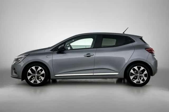 Renault Clio (2023) thumbnail 2
