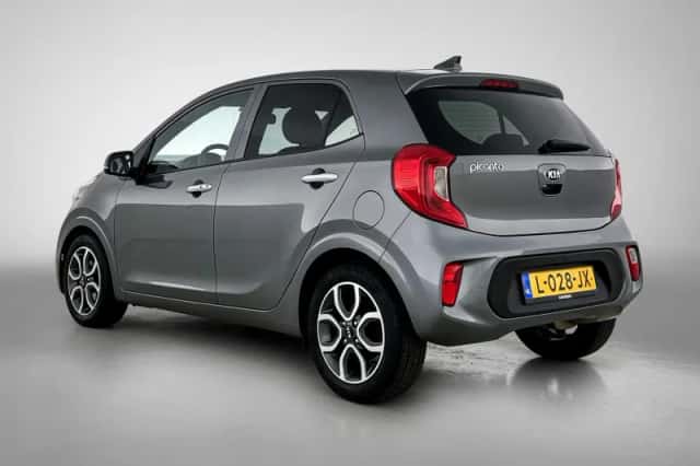 Kia Picanto (2021) thumbnail 3