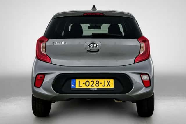 Kia Picanto (2021) thumbnail 4