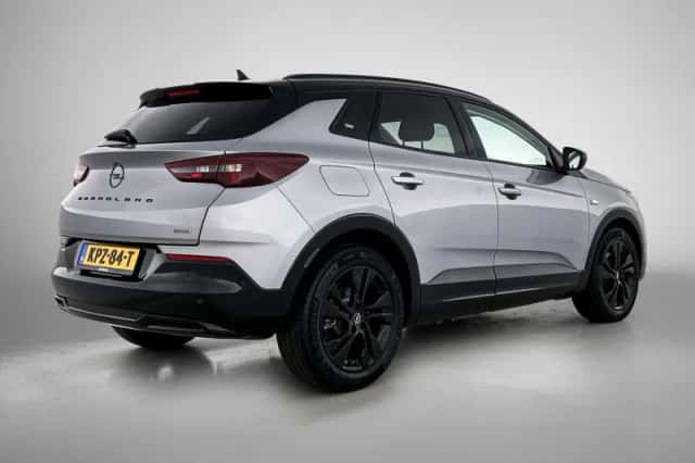 Opel Grandland (2023) thumbnail 5
