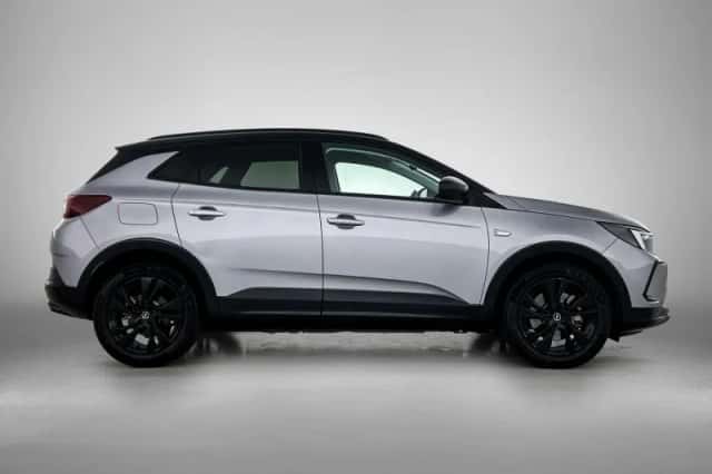 Opel Grandland (2023) thumbnail 6