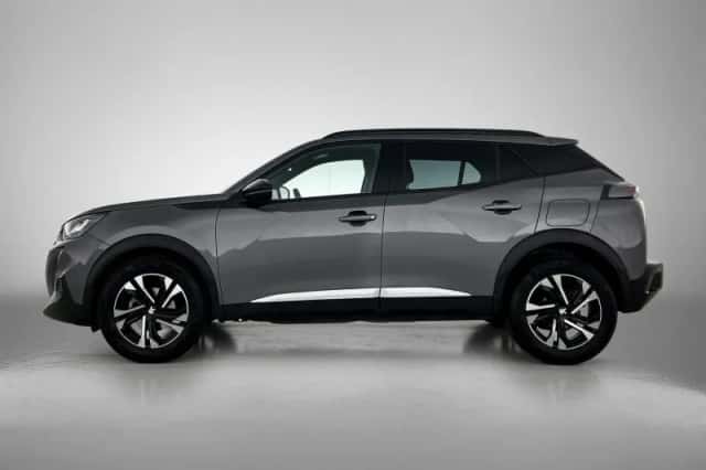 Peugeot 2008 (2023) thumbnail 5