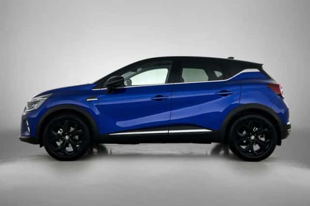 Renault Captur (2023) thumbnail 2