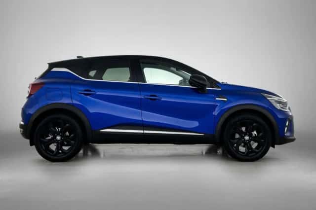 Renault Captur (2023) thumbnail 6