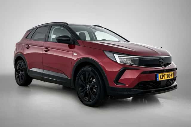 Opel Grandland (2024) thumbnail 2