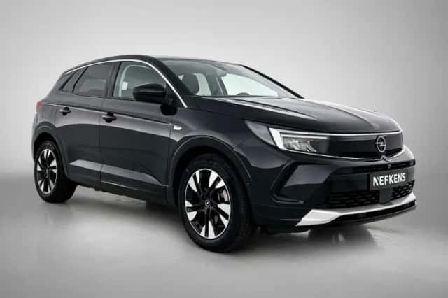 Opel Grandland (2023) thumbnail 2