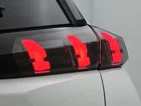 Peugeot 2008 (2021) thumbnail 29