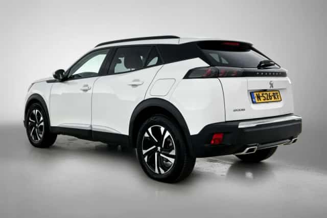 Peugeot 2008 (2021) thumbnail 6