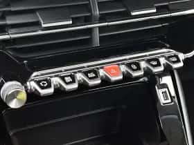Peugeot 208 (2022) thumbnail 26