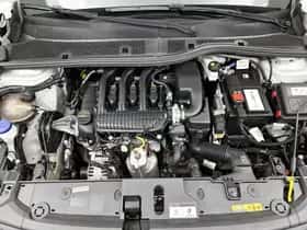 Peugeot 208 (2022) thumbnail 32
