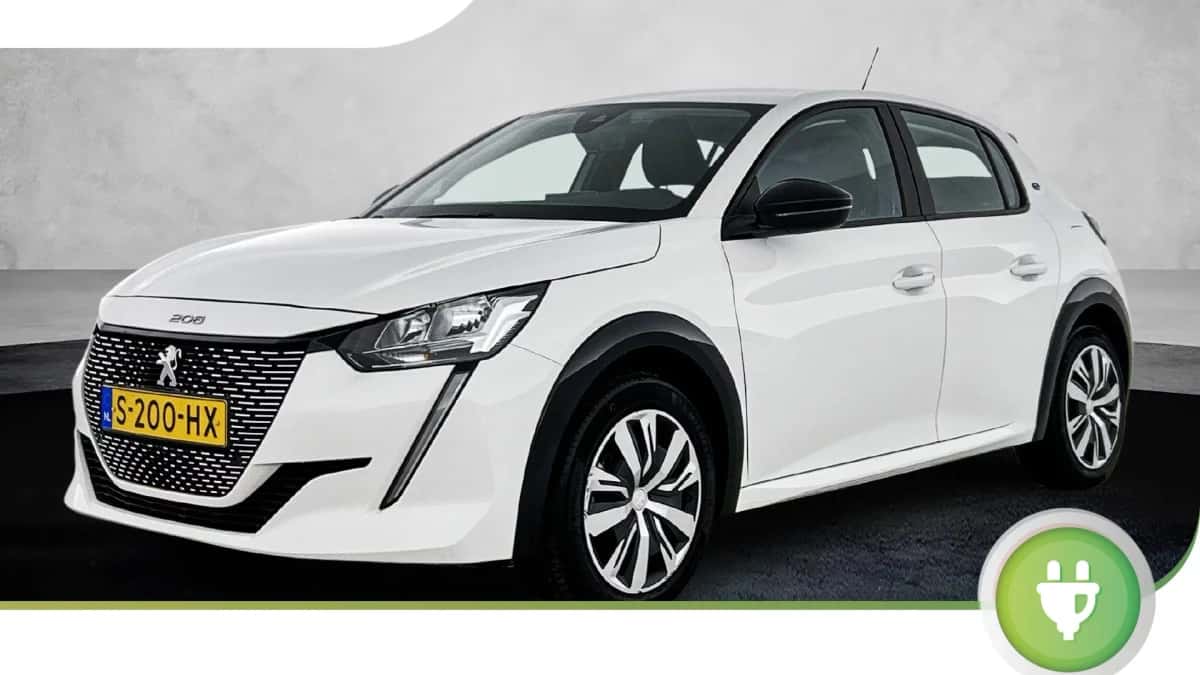 Peugeot e-208 (2023) — foto 1