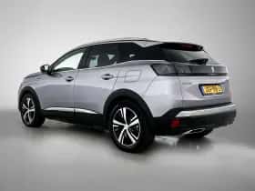 Peugeot 3008 (2022) thumbnail 3