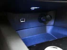 Peugeot 3008 (2022) thumbnail 30