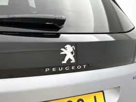 Peugeot 3008 (2022) thumbnail 35