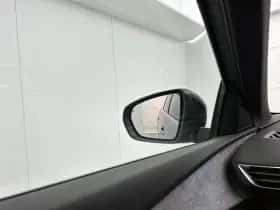Peugeot 3008 (2022) thumbnail 36