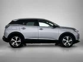 Peugeot 3008 (2022) thumbnail 8