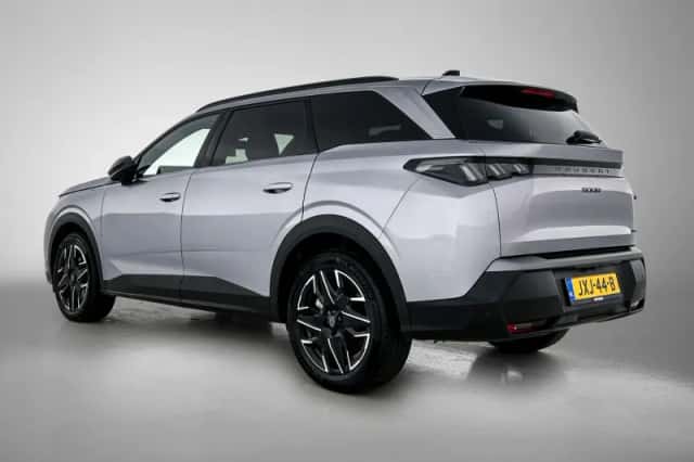 Peugeot 5008 (2025) thumbnail 3