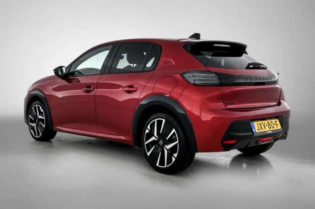 Peugeot 208 (2024) thumbnail 3
