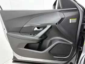 Peugeot 2008 (2025) thumbnail 18
