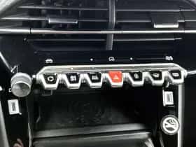 Peugeot 2008 (2025) thumbnail 30