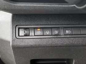 Peugeot 3008 (2024) thumbnail 23