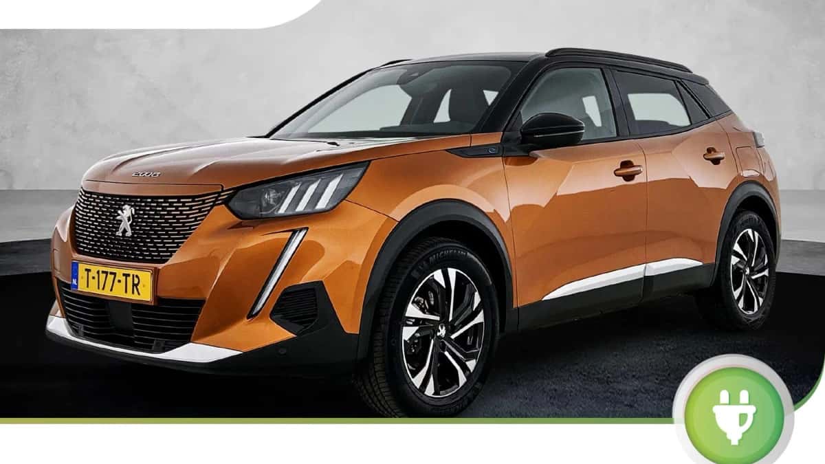 Peugeot e-2008 (2023) — foto 1