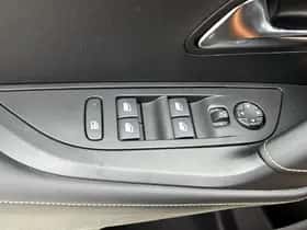 Peugeot e-2008 (2023) thumbnail 19