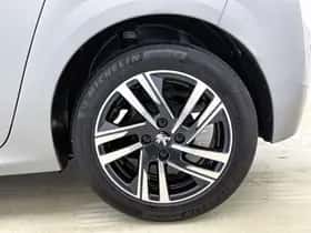 Peugeot 208 (2023) thumbnail 36