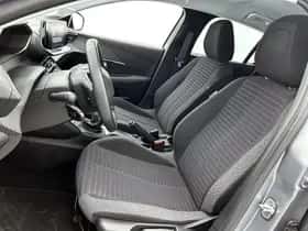 Peugeot 208 (2023) thumbnail 10