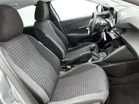 Peugeot 208 (2023) thumbnail 14