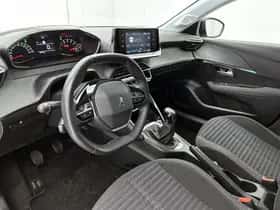 Peugeot 208 (2023) thumbnail 11