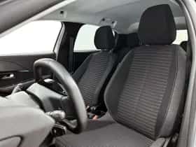 Peugeot 208 (2023) thumbnail 15