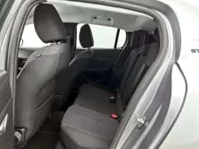 Peugeot 208 (2023) thumbnail 16