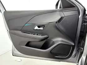 Peugeot 208 (2023) thumbnail 18