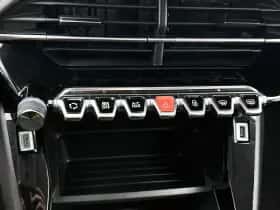Peugeot 208 (2023) thumbnail 29